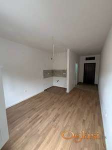 PRODAJA - GARSONJERA - 23M2 - SALAJKA
